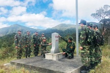 Giao lưu quốc phòng biên giới Việt - Trung để tăng cường niềm tin, hữu nghị