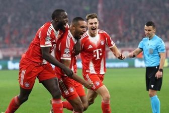 Thần đồng 17 tuổi giúp Bayern Munich ngược dòng ấn tượng ở Champions League
