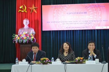 Tuyên dương 45 học sinh xuất sắc năm 2015