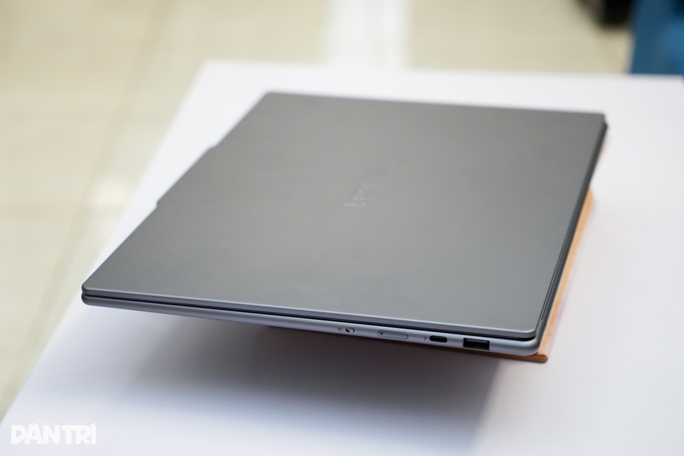 Đánh giá Lenovo Yoga Slim 7i Aura Edition sau một tuần sử dụng - 15 Đánh giá Lenovo Yoga Slim 7i Aura Edition sau một tuần sử dụng - 15
