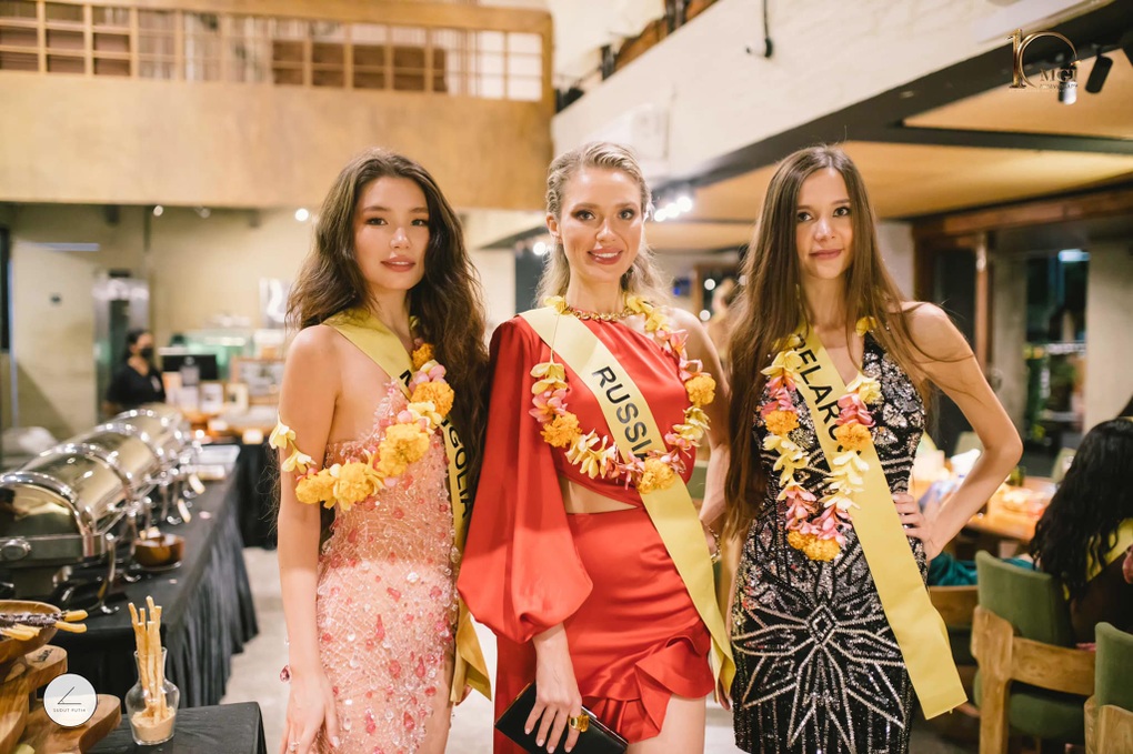 Thiên Ân, Thùy Tiên chung khung hình tại Miss Grand International 2022 - 18 Thiên Ân, Thùy Tiên chung khung hình tại Miss Grand International 2022 - 18