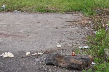 Bắt khẩn cấp nghi phạm vụ giết người bên cạnh xe hơi