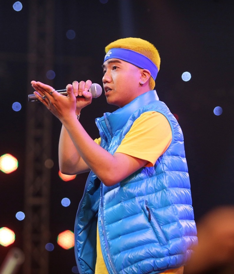 Suboi dùng Nón Vàng giải cứu thí sinh team Wowy - 10 Suboi dùng Nón Vàng giải cứu thí sinh team Wowy - 10