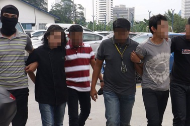 Malaysia bắt 14 người liên quan tới IS, phát hiện thiết bị nổ nặng 1 kg