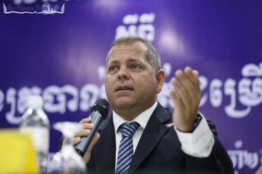 HLV Campuchia từ chức sau thất bại trước đội tuyển Việt Nam