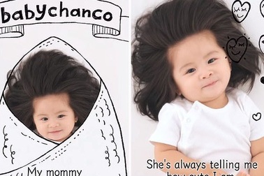 Em bé một tuổi có mái tóc bồng bềnh trở thành... gương mặt quảng cáo gây sốt