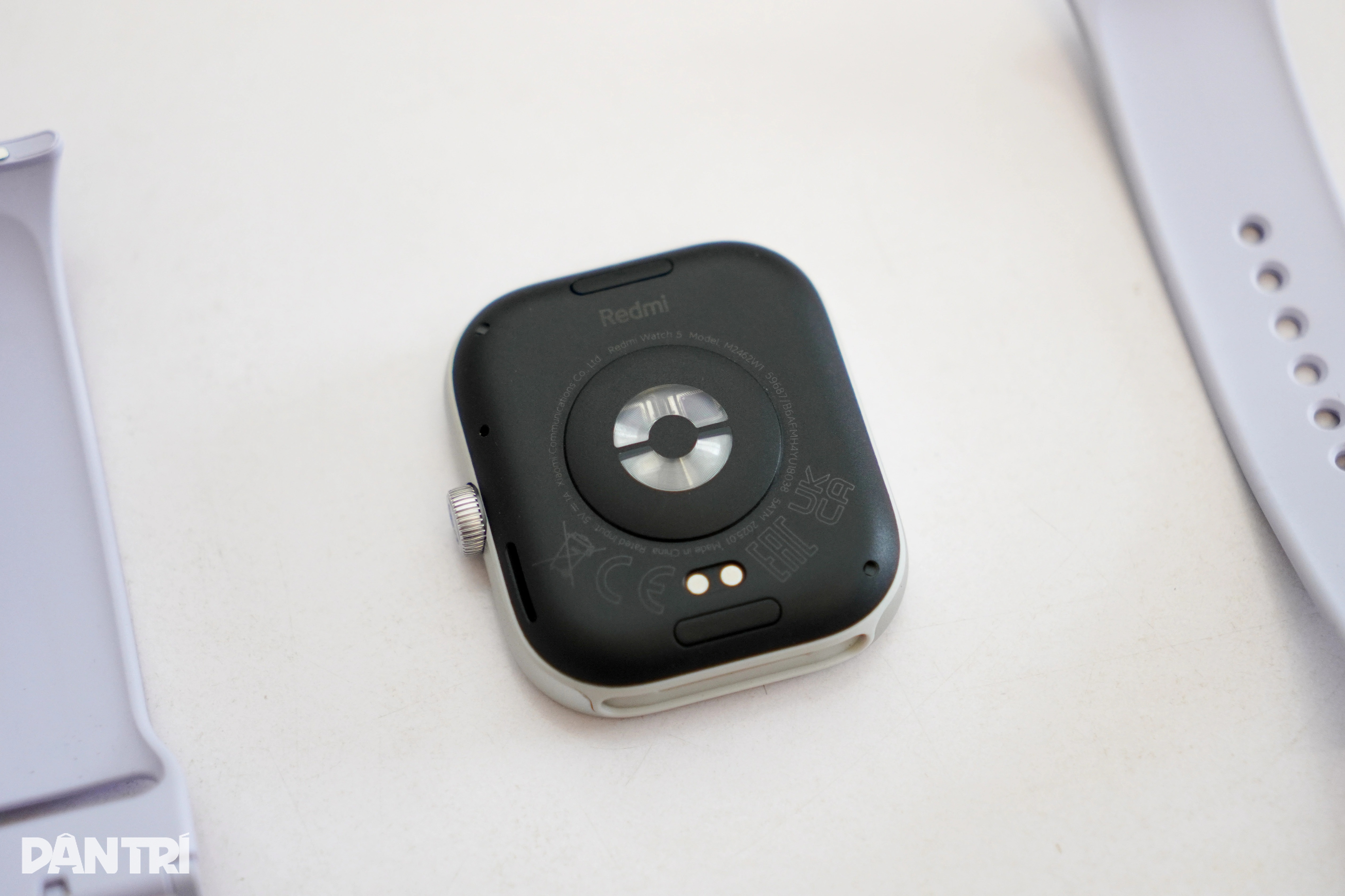View - Đánh giá chi tiết đồng hồ thông minh Xiaomi Redmi Watch 5 | Báo Dân trí