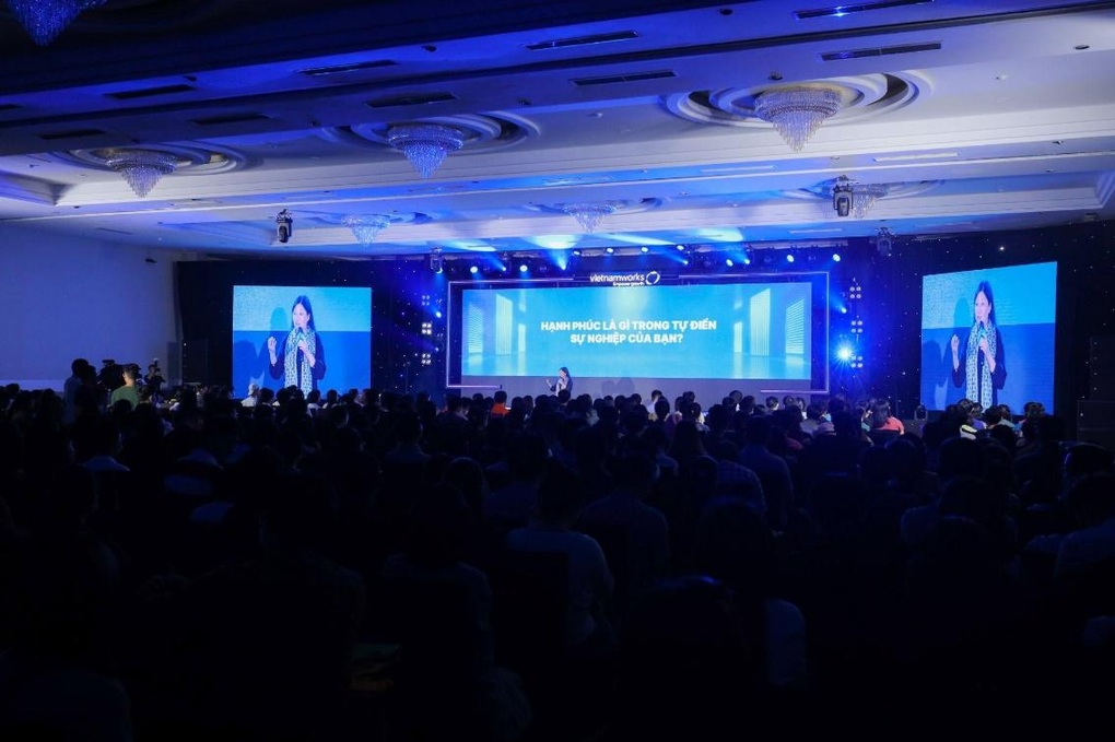 VietnamWorks - Thương hiệu tuyển dụng đầu tiên tại Việt Nam chiến thắng tại giải thưởng Pr Awards - 4 VietnamWorks - Thương hiệu tuyển dụng đầu tiên tại Việt Nam chiến thắng tại giải thưởng Pr Awards - 4