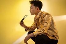 Quán quân "Thần tượng Bolero 2016" Trung Quang giờ ra sao?