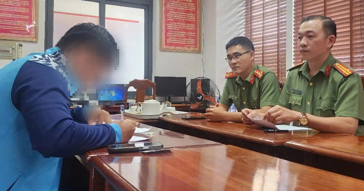 Bị phạt vì tổ chức giải bóng đá không xin phép, quảng cáo trang cá cược