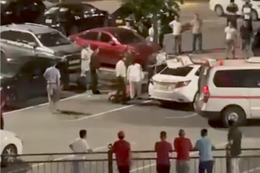 Tranh cãi chuyện tài xế đột tử tại sân bay Nội Bài vẫn phải nộp phí sân đỗ