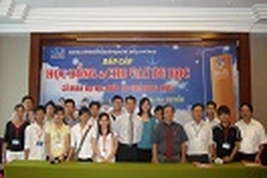 Đại học Quốc gia Singapore tiếp tục tuyển sinh “Học bổng và Trợ giúp tài chính”