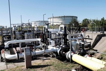 Ukraine khóa van đường ống dầu thô từ Nga sang châu Âu