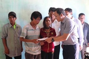 Vụ xe máy cày bị tông khiến 2 người chết: Yêu cầu xử lý nghiêm người vi phạm