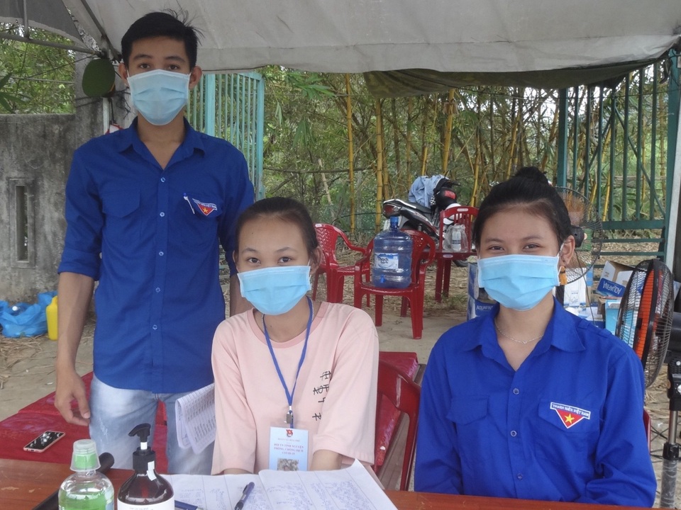 Đà Nẵng: Thanh niên xung kích ra quân chống “giặc” Covid-19 - 5 Đà Nẵng: Thanh niên xung kích ra quân chống “giặc” Covid-19 - 5