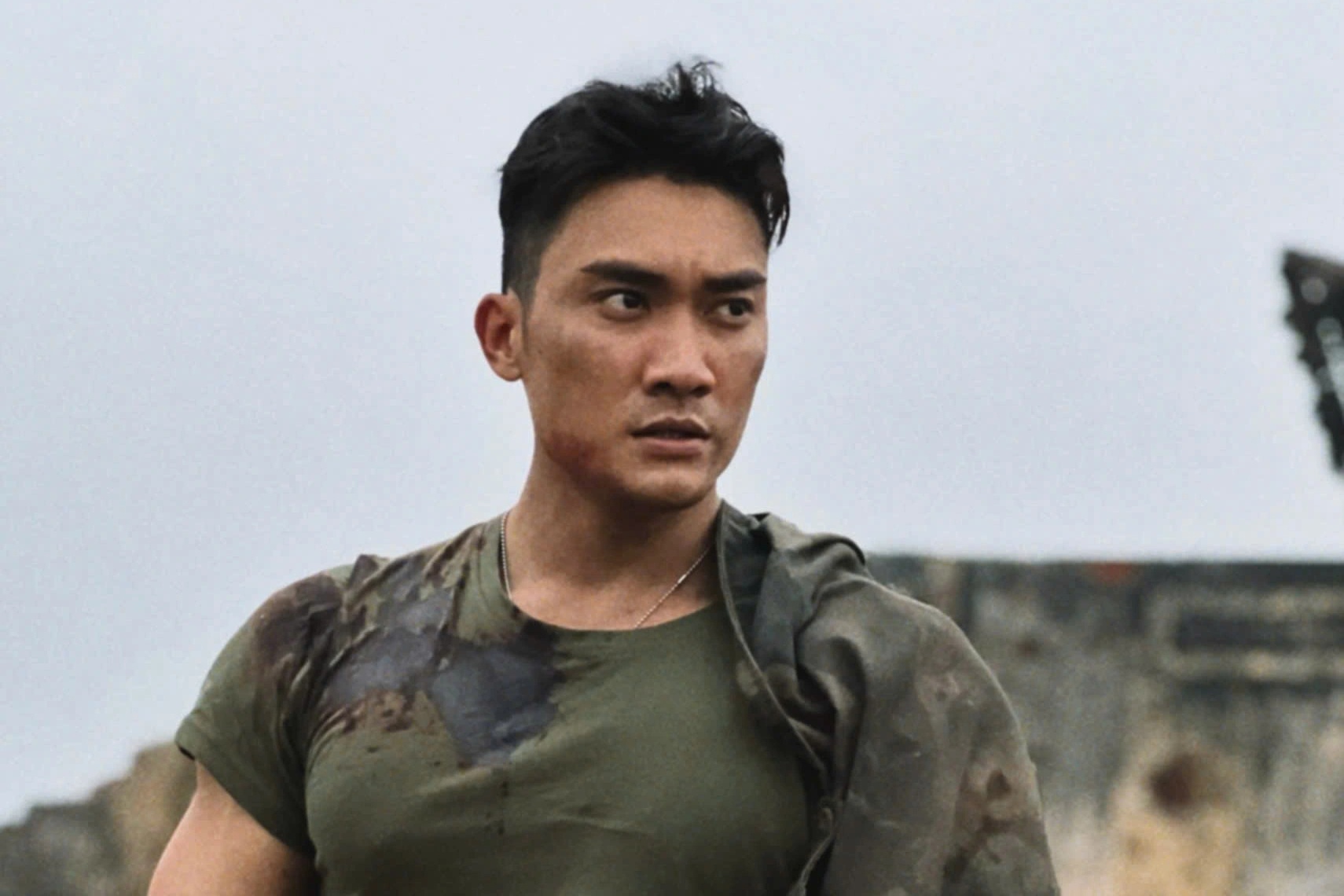 Lương Gia Huy tiết lộ sự cố chấn thương khi quay phim Mưa đỏ - 1