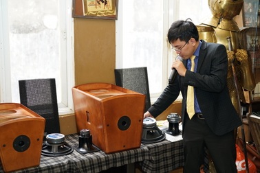 Thương hiệu loa Thụy Sĩ ra mắt bộ đôi loa karaoke chuyên nghiệp tại VN