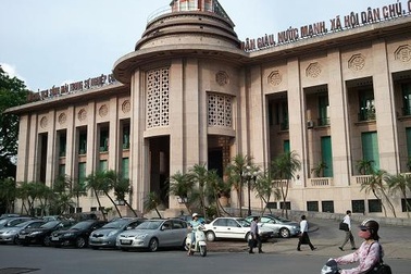 Bị “tuýt còi” văn bản trái luật, Ngân hàng Nhà nước không tiếp thu