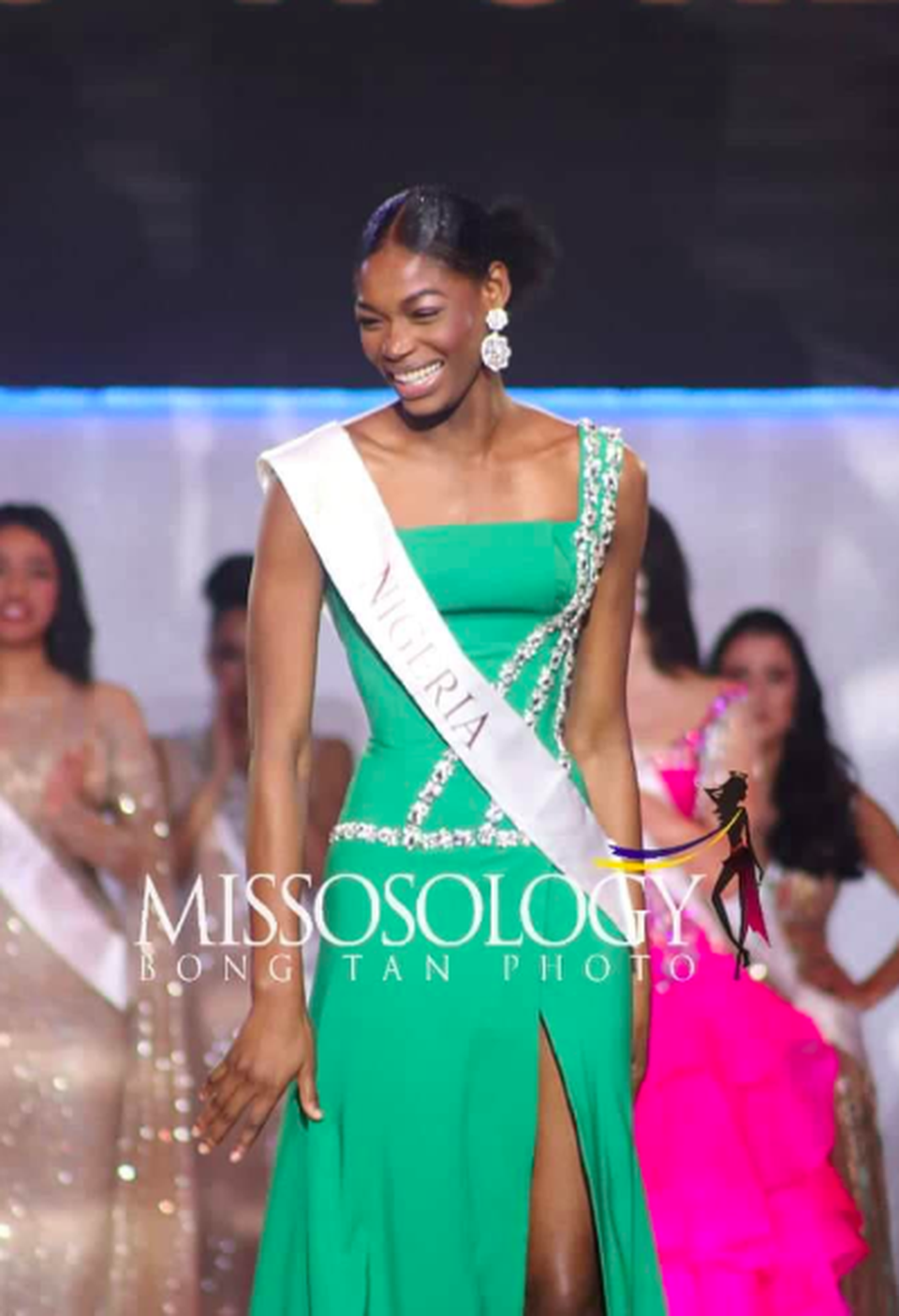 Hoa hậu Thế giới 2019 là người đẹp Jamaica, Lương Thuỳ Linh dừng chân ở top 12 - 24 Hoa hậu Thế giới 2019 là người đẹp Jamaica, Lương Thuỳ Linh dừng chân ở top 12 - 24