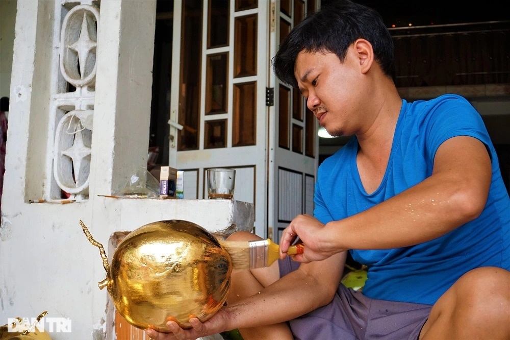 Dừa dát vàng 24k in hình linh vật hổ, hàng độc chơi Tết, đại gia săn lùng - 9