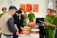 Chiếm đoạt hơn 13 tỷ đồng từ người chơi hụi online