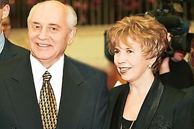 Cựu tổng thống Liên Xô cũ Gorbachev phát hành đĩa nhạc