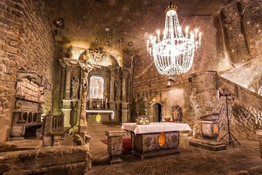 Bên trong mỏ muối này là nơi xa hoa khiến ai cũng trầm trồ