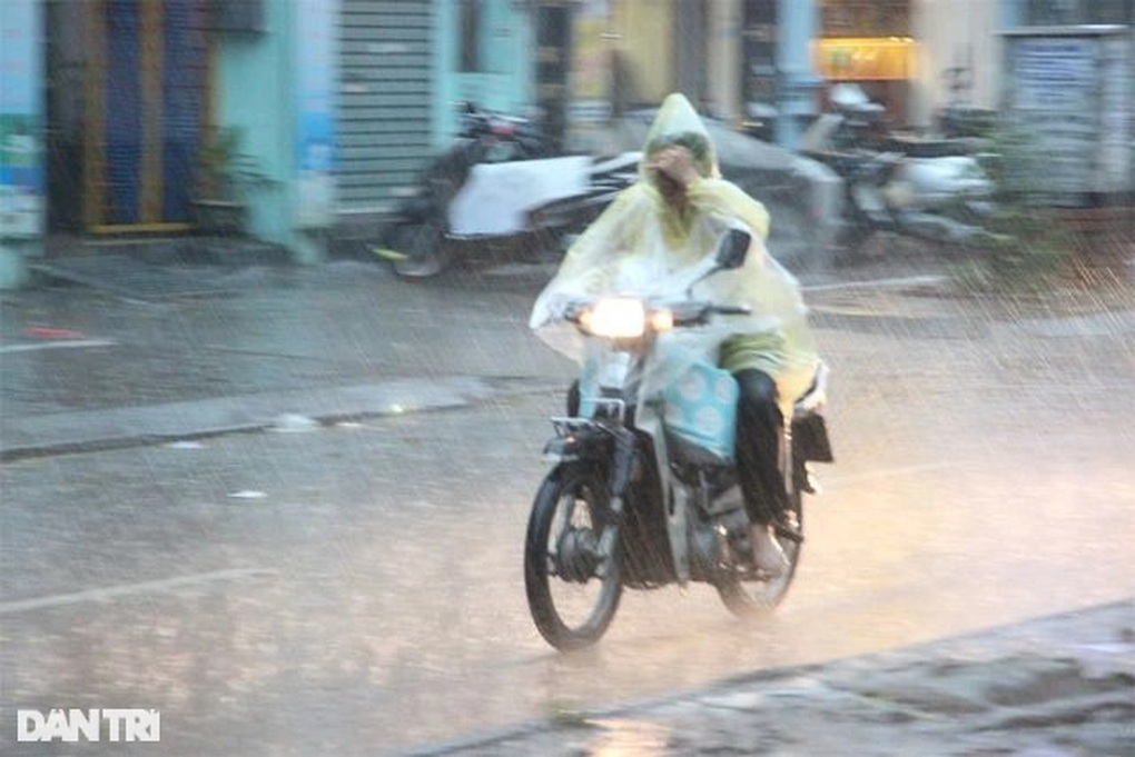 Thời tiết ngày 22/5: Đêm nay Bắc Bộ và Thanh Hóa mưa dông - 1 Thời tiết ngày 22/5: Đêm nay Bắc Bộ và Thanh Hóa mưa dông - 1