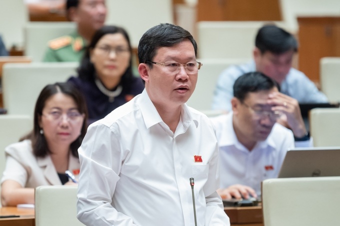 Đại biểu Nguyễn Quốc Luận - Đoàn ĐBQH tỉnh Yên Bái
