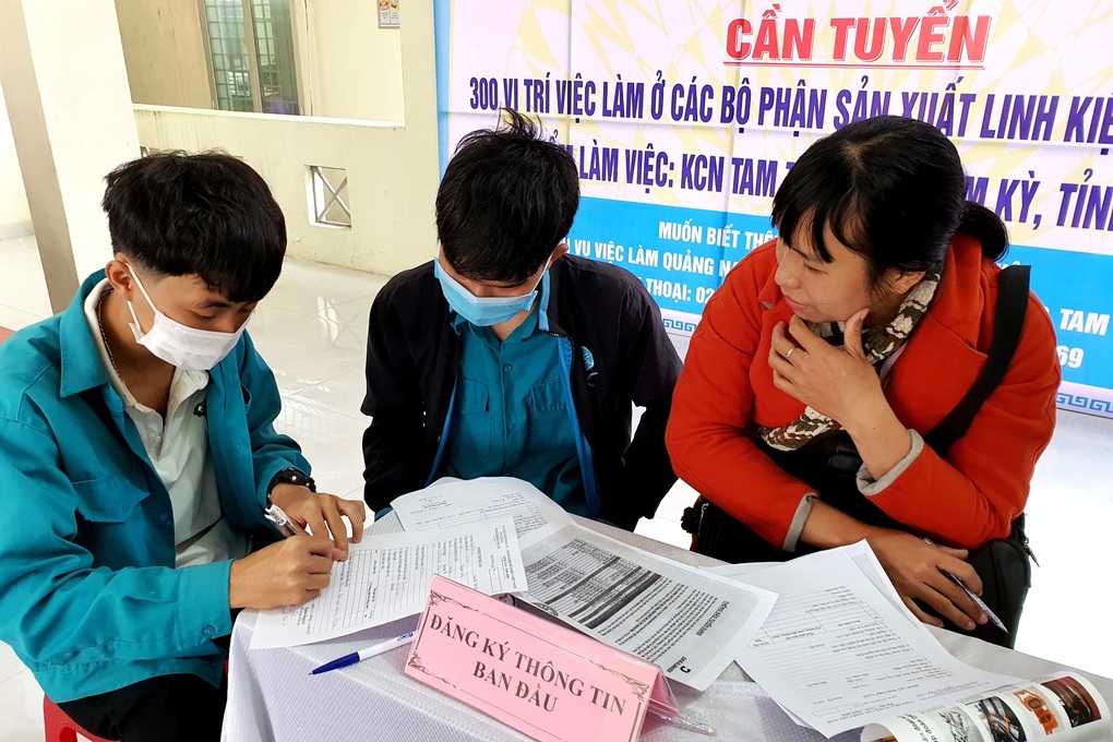 Quảng Nam đặt mục tiêu đưa 5.000 lao động đi làm việc ở nước ngoài - 1 Quảng Nam đặt mục tiêu đưa 5.000 lao động đi làm việc ở nước ngoài - 1