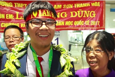 Đi dép lê sang Brazil “chinh chiến” ở đấu trường Toán học Quốc tế