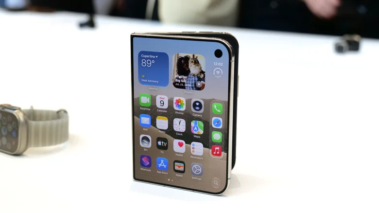 Apple biết iPhone Duo thiếu hàng nhưng vẫn mở bán tại hơn 70 quốc gia? - 1