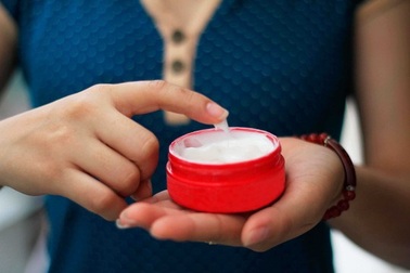  Trị mụn: Chuyện tưởng nhỏ mà không nhỏ 