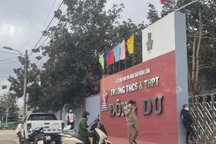 Có chỉ đạo dừng học trực tiếp, trường vẫn tổ chức dạy để… hỗ trợ phụ huynh