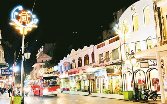 "Hà Nội - Thành phố sáng tạo" và "Hà Nội mừng Đảng, mừng Xuân" - Ảnh 1. "Hà Nội - Thành phố sáng tạo" và "Hà Nội mừng Đảng, mừng Xuân" - Ảnh 1.