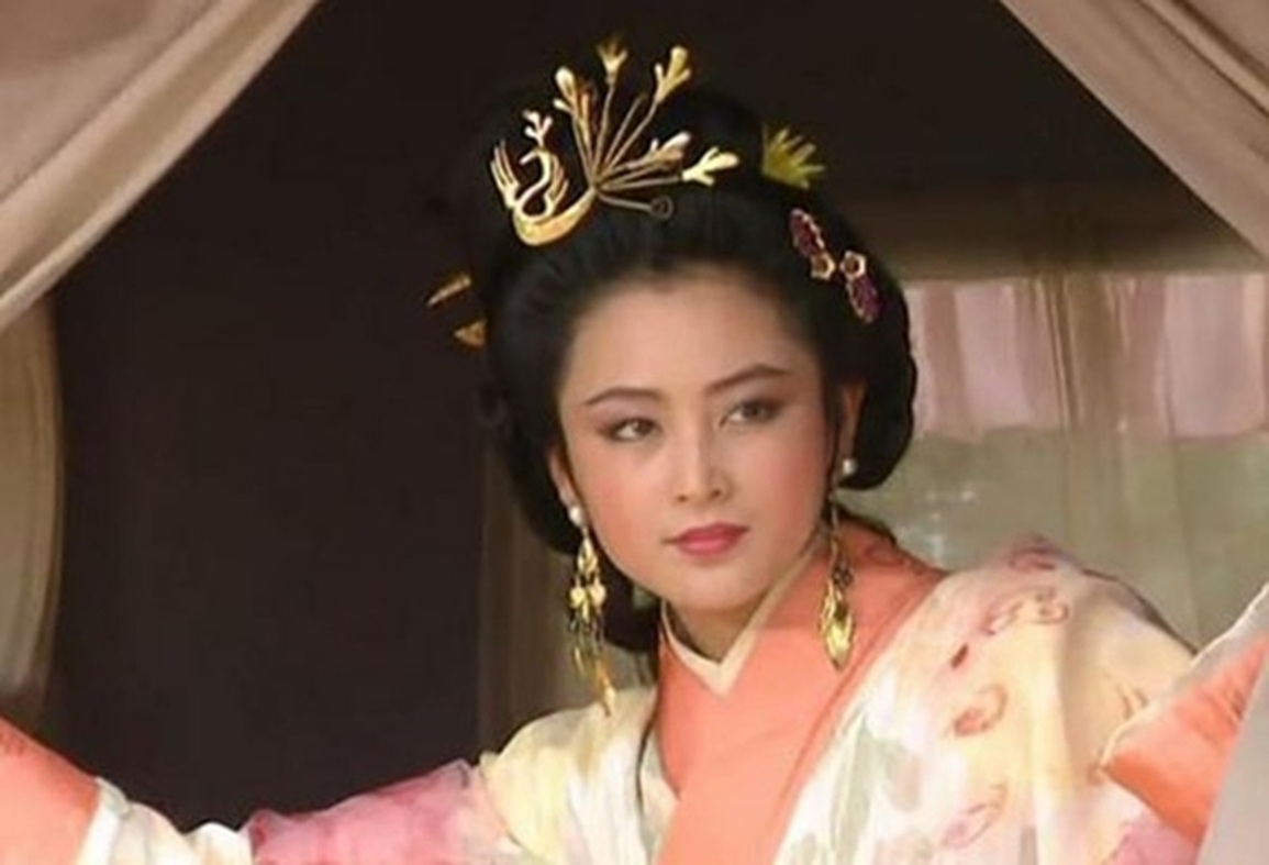 Cuộc đời bi ai của đại mỹ nhân Điêu Thuyền - 8 Cuộc đời bi ai của đại mỹ nhân Điêu Thuyền - 8