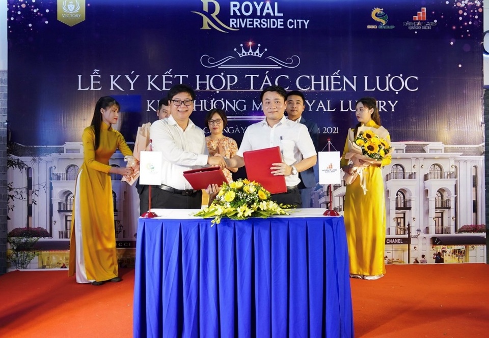 Chính thức ra mắt khu thương mại Royal Luxury thuộc dự án Royal Riverside City - 2