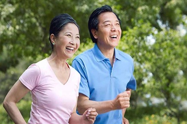 Sống hạnh phúc: Lá bùa hộ mệnh cho những người lớn tuổi