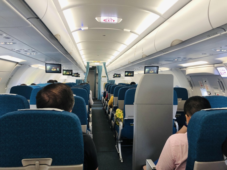 Nam hành khách đột ngột khó thở, nguy kịch trên máy bay - 1 Nam hành khách đột ngột khó thở, nguy kịch trên máy bay - 1