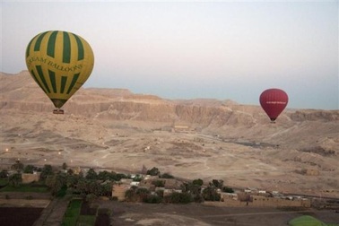 Ai Cập: Nổ khinh khí cầu, 19 du khách tử nạn