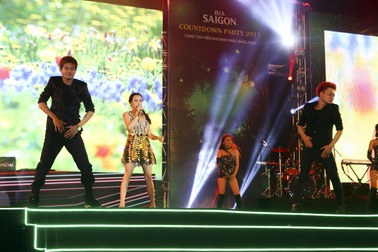 Lễ hội đếm ngược chào năm mới 2017 tại Nha Trang