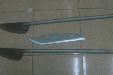 Chửi nhau qua Internet, rồi xử bằng “bom xăng” 