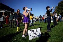 Hơn 120.000 người Mỹ mắc Covid-19 chỉ trong 24 giờ