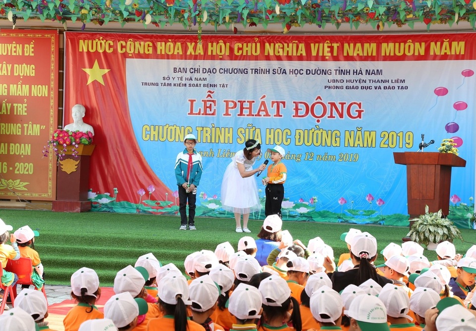 130.000 trẻ em mầm non và tiểu học Hà Nam thụ hưởng chương trình sữa học đường - 4 130.000 trẻ em mầm non và tiểu học Hà Nam thụ hưởng chương trình sữa học đường - 4