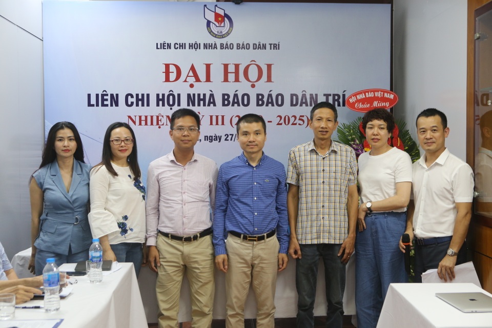 Ra mắt Liên chi hội Nhà báo báo Dân trí nhiệm kỳ 2020-2025 - 3 Ra mắt Liên chi hội Nhà báo báo Dân trí nhiệm kỳ 2020-2025 - 3