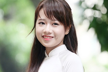 Yến Nhi - Nữ sinh xinh đẹp "hút ánh nhìn" của trường Phan Đình Phùng