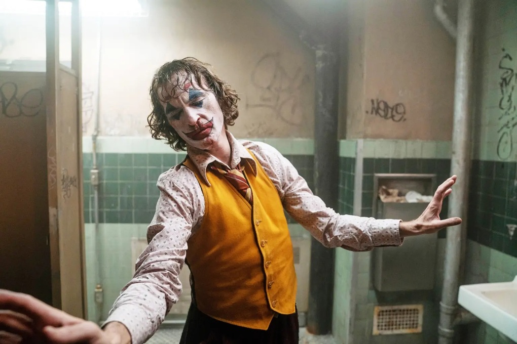 Lady Gaga vào vai Harley Quinn trong Joker 2: Chờ đợi gã hề tái xuất - 2 Lady Gaga vào vai Harley Quinn trong Joker 2: Chờ đợi gã hề tái xuất - 2