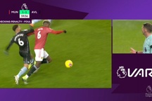 Tranh cãi nảy lửa tình huống Man Utd hưởng phạt đền