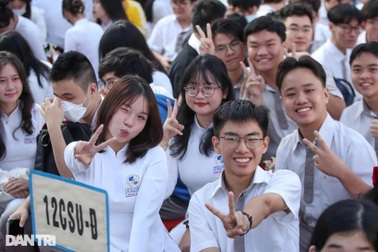 Học sinh TPHCM tăng kỷ lục, chạm mốc hơn 2,6 triệu em