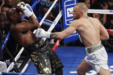 Vì sao McGregor bị hạ đo ván bởi Mayweather?